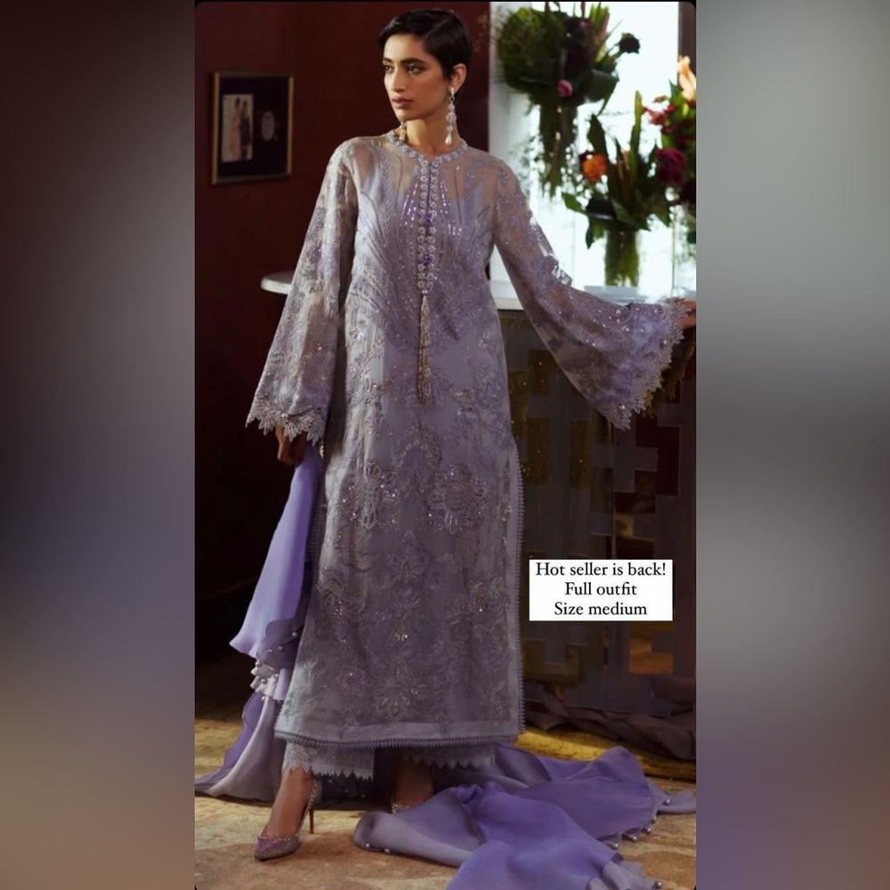 NWT Pakistani Elan dress: Chic Lavender Lace Dress with Bell Sleeves